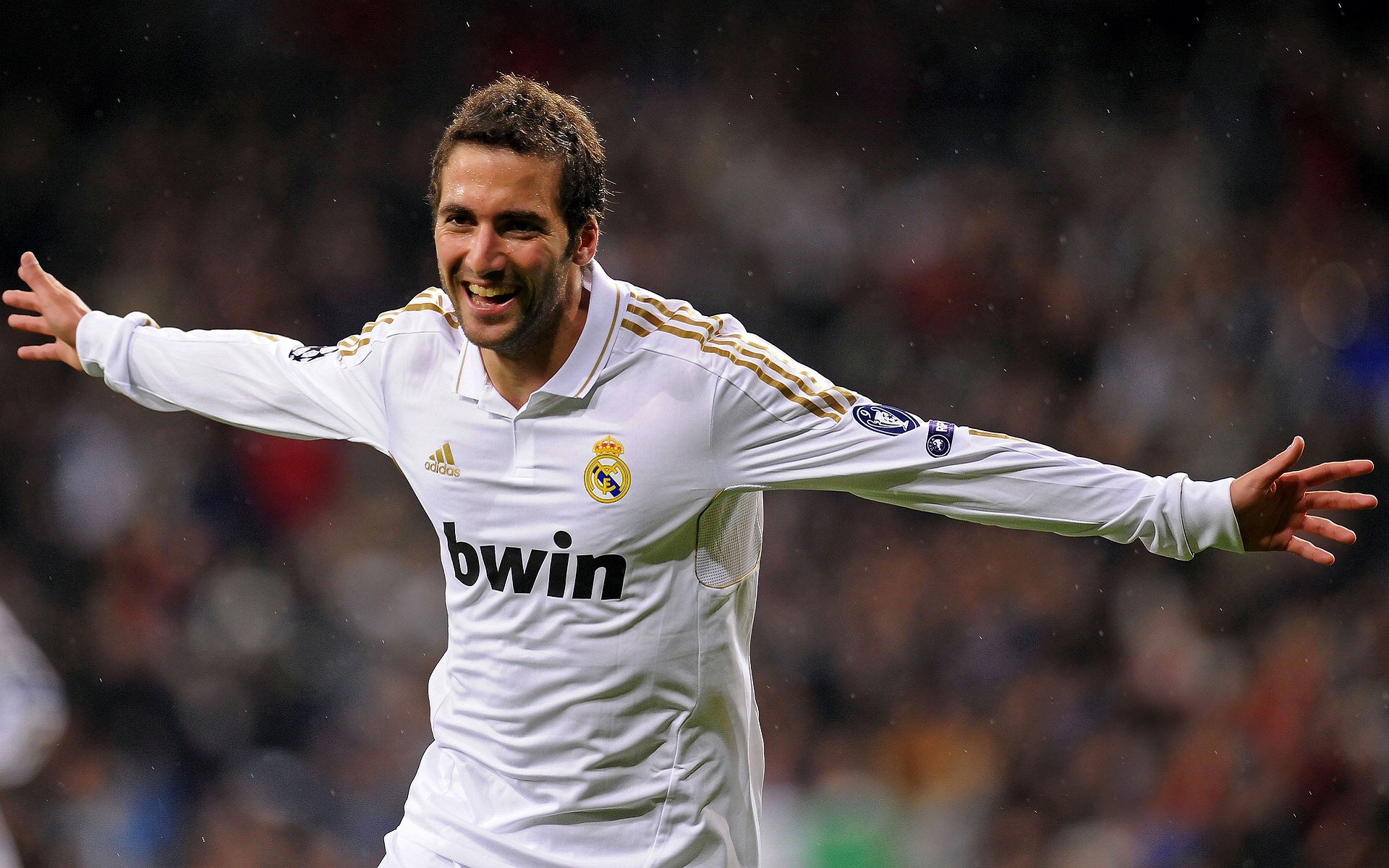 “逆境求生”战术在欧冠中的奇效